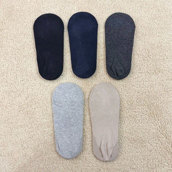 Uniqlo Footsies Non-Slip No Show Socks - Picture 2 of 4